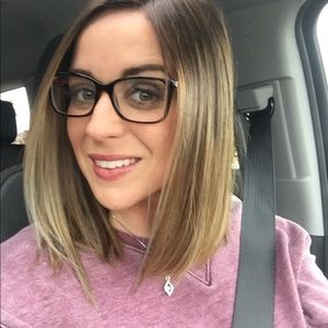 Meet your Posher, Angela